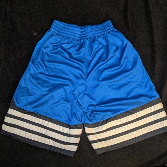 Unisex basketball shorts - Picture 2 of 2